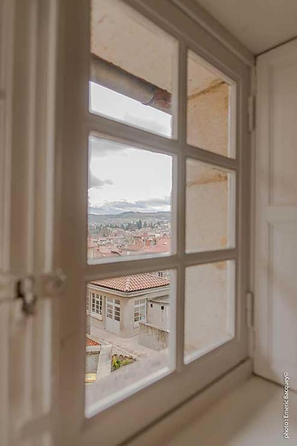 Maison Au Loup - Superbe Ancien Hotel Particulier Du Xvie Siecle Au Coeur De La Vieille Ville Du Puy Le Puy-en-Velay Экстерьер фото