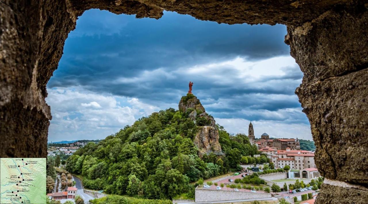 Maison Au Loup - Superbe Ancien Hotel Particulier Du Xvie Siecle Au Coeur De La Vieille Ville Du Puy Le Puy-en-Velay Экстерьер фото