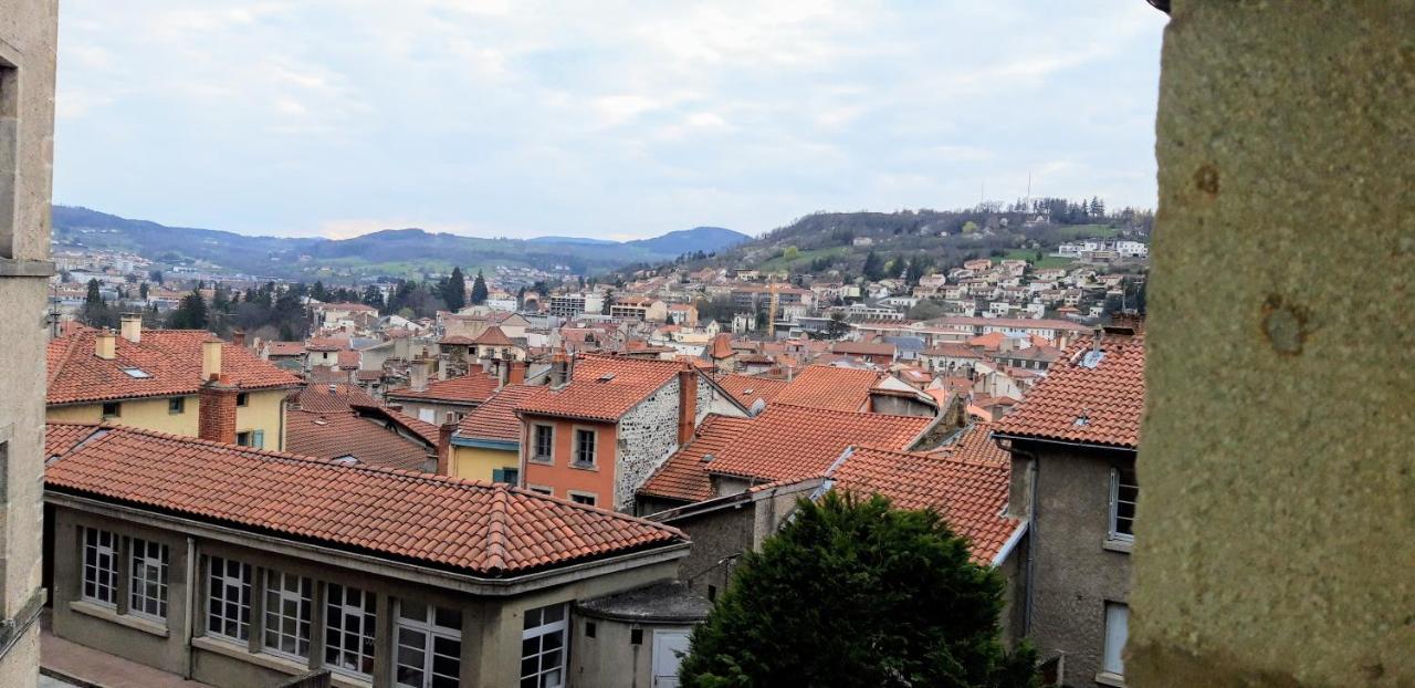 Maison Au Loup - Superbe Ancien Hotel Particulier Du Xvie Siecle Au Coeur De La Vieille Ville Du Puy Le Puy-en-Velay Экстерьер фото
