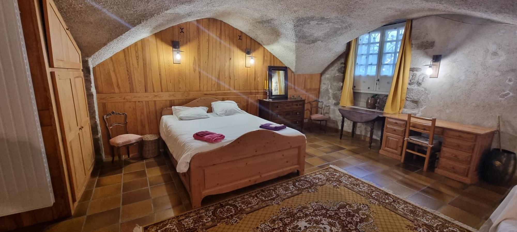 Maison Au Loup - Superbe Ancien Hotel Particulier Du Xvie Siecle Au Coeur De La Vieille Ville Du Puy Le Puy-en-Velay Экстерьер фото
